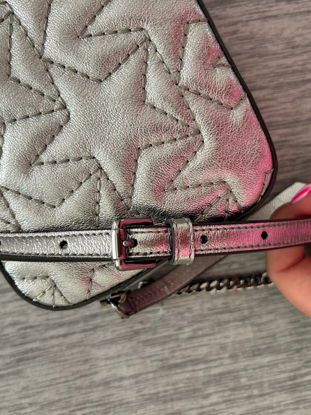Jimmy Choo Haya Star Metallic Napa Shoulder Bag - Picture 5 of 10